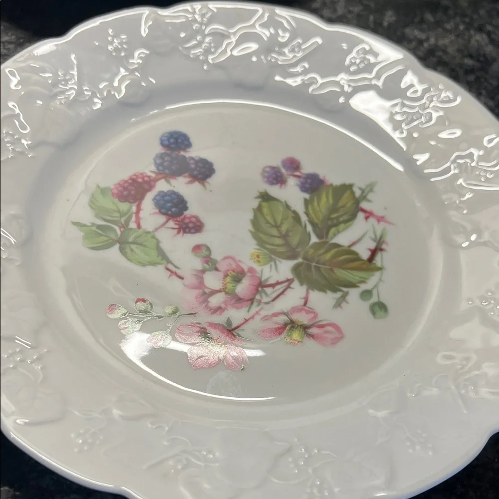 Dansk White Floral Dessert size dishes Set of 4. New in box.  IVY BERRIES
